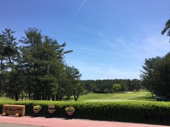 JLPGAツアー最終戦・リコーカップ直後の宮崎カントリークラブでプレー